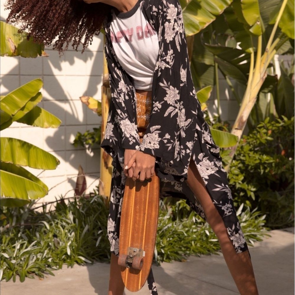 Spiritual Gangster Pocket Floral Maya Kimono